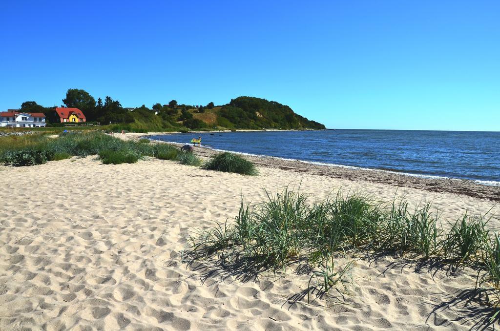 Strandapartment-Mondfisch An Der Ostsee Thiessow Pokoj fotografie